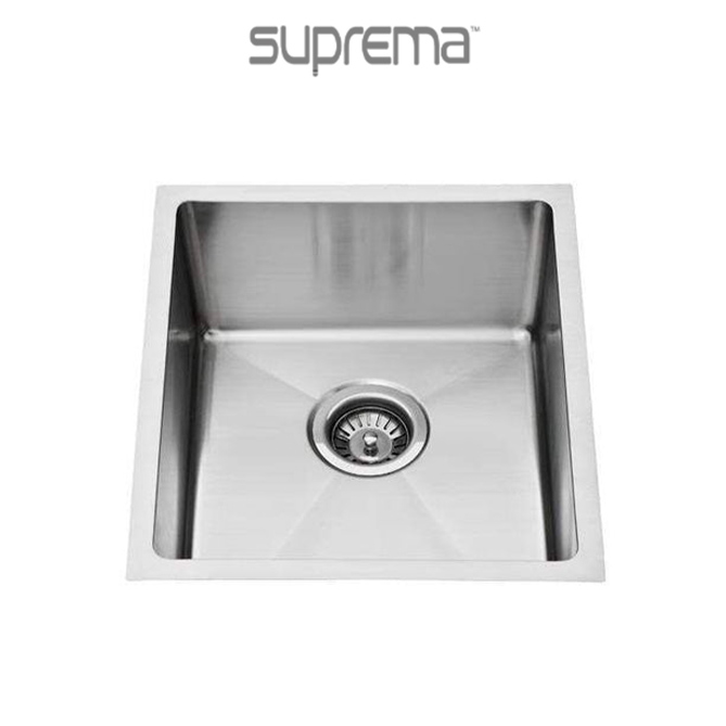 single bowl sink with accessories in stainless steel
